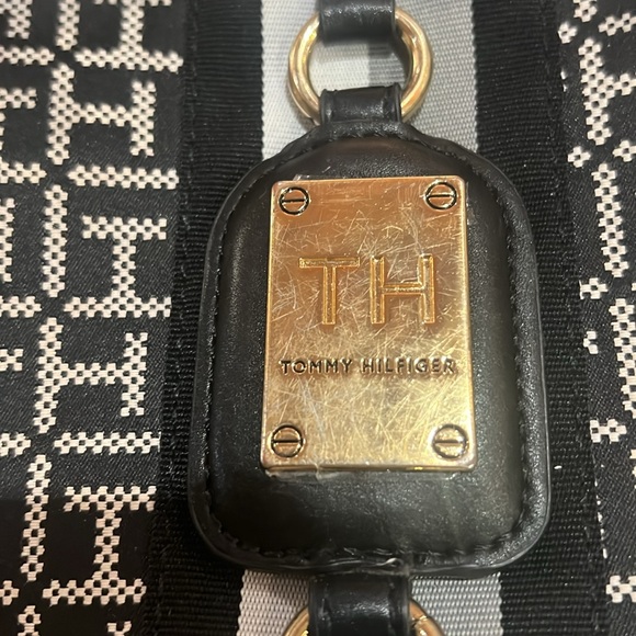 Tommy Hilfiger Bag - Picture 4 of 7